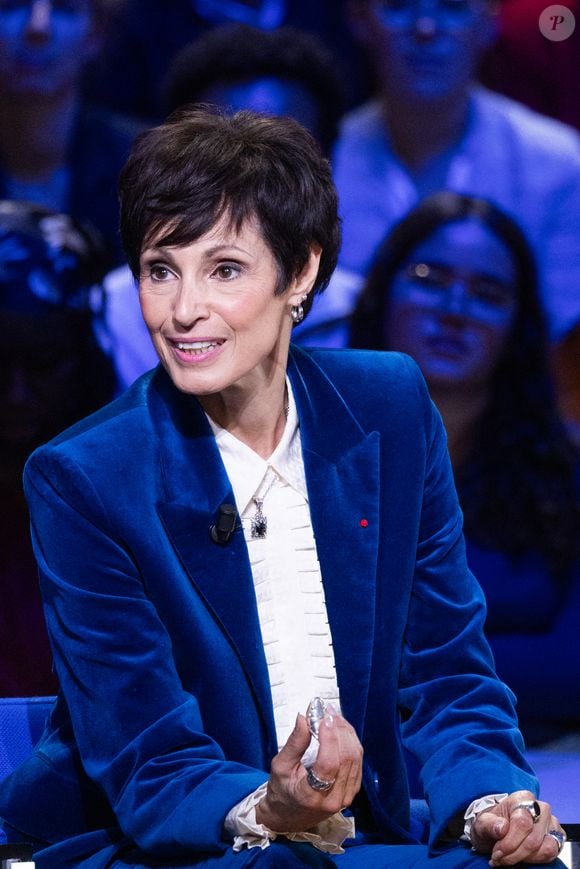 Exclusif - Marie Claude Pietragalla lors de l'enregistrement de l'émission "La Boîte à secrets", présentée par Faustine Bollaert et diffusée le 17 octobre sur France 3, dans les studios du Lendit à Saint-Denis, France, le 23 septembre 2025. © Cyril Moreau/Bestimage