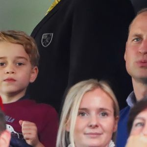 Le prince William, duc de Cambridge, Catherine (Kate) Middleton, duchesse de Cambridge et leurs enfants, le prince George et la princesse Charlotte, assistent à un match de Premier League opposant Norwich City à Aston Villa au stade Carrow Road, à Norwich, Royaume Uni, le 5 octobre 2019. Aston Villa a gagné 5-1.