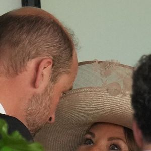 Le prince William, prince de Galles, et sa belle-mère, Carole Middleton - Les royautés assistent à la course hippique Royal Ascot (Jour 2), le 18 juin 2025. (Julien Burton / Bestimage).