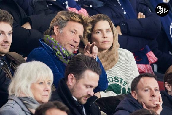 Elle forme avec l'animateur une famille recomposée

Laurent Delahousse et sa compagne Alice Taglioni - Célébrités assistent au 1/8e de finale aller de la Ligue des champions 2024-25 entre le PSG contre Liverpool (0-1) au Parc des Princes à Paris le 5 mars 2025. © Cyril Moreau/Bestimage