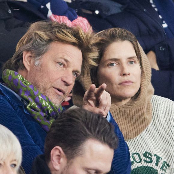 Elle forme avec l'animateur une famille recomposée

Laurent Delahousse et sa compagne Alice Taglioni - Célébrités assistent au 1/8e de finale aller de la Ligue des champions 2024-25 entre le PSG contre Liverpool (0-1) au Parc des Princes à Paris le 5 mars 2025. © Cyril Moreau/Bestimage