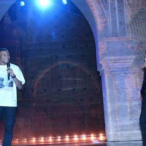Exclusif - Kylian Mbappé et Jamel Debbouze lors de la soirée du grand gala du "Marrakech du Rire 2022" pour la 10ème édition au palais El Badiî à Marrakech, Maroc, le 18 juin 2022. Rachid Bellak/Bestimage