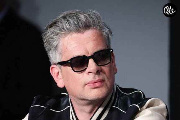 Benjamin Biolay, lors de la conférence de presse consacrée au film « Marcello Mio » dans le cadre du 77e Festival international du film de Cannes, au Palais des Festivals, à Cannes, en France, le 22 mai 2024. Photo : Syspeo/Pool/ABACAPRESS.COM