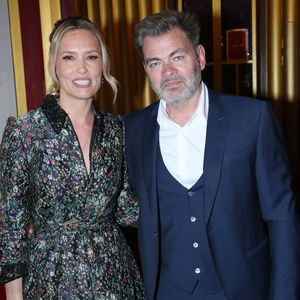 Lilou Fogli et son mari Clovis Cornillac - Arrivées - 36ème cérémonie des Molières aux Folies Bergère à Paris le 28 avril 2025. © Bertrand Rindoff / Bestimage