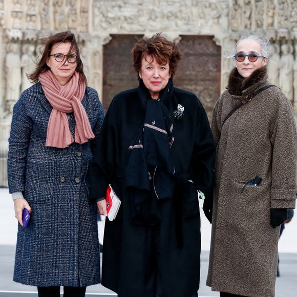 Exclusif - Guest, Roselyne Bachelot, Delphine Ernotte, présidente de France Télévisions - Emission "Notre-Dame la réouverture" sur France 2 pour la cérémonie de réouverture de la cathédrale Notre-Dame de Paris, le 7 décembre 2024. Joyau de l’art gothique, lieu de culte et de culture, symbole universel de la France et de son histoire, la cathédrale de Notre-Dame de Paris rouvre ses portes les 7 et 8 décembre, cinq ans après le terrible incendie qui l’avait ravagée le 15 avril 2019. 
© Christophe Clovis / Cyril Moreau / Bestimage