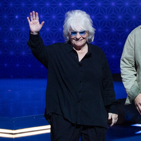 Exclusif - Catherine Lara lors de l'enregistrement de l'émission "La Boîte à secrets", présentée par F.Bollaert et diffusée le 9 janvier 2026 sur France 3, dans les studios du Lendit à Saint-Denis, France, le 2 décembre 2025. © Cyril Moreau/Bestimage