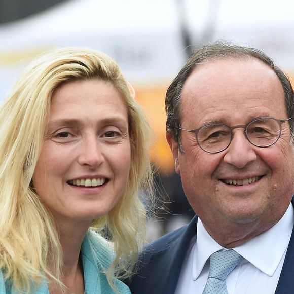 Inséparables et complémentaires, François Hollande et Julie Gayet se sont manifestement bien trouvés !

Francois Hollande et Julie Gayet lors du festival Soeurs Jumelles, Rencontre de la musique et de l'image à Rochefort le 1er juillet 2023. © Franck Castel / Bestimage