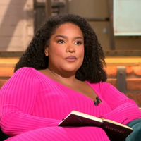 Marbre et arche lumineuse : à Marrakech, Kelly Massol (Qui veut être mon associé ?) a investi dans un appartement somptueux