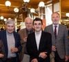 Une centaine de figures du monde littéraire et intellectuel ont participé à cet événement.

Exclusif - Annick Steta, Eryck de Rubercy, Jean-Pierre Naugrette, Arnaud Miranda, Marin de Viry, Catherine Van Offelen - Le prix de la Revue des Deux Mondes est décerné cette année à A.Miranda pour son livre "Les Lumières sombres" paru aux éditions Gallimard. Il a été remis au lauréat le 2 juin 2026 par la directrice de "La Revue des Deux Mondes", A.Julia, et son propriétaire M.L.deLacharrière, lors d’une cérémonie au Bistrot de Paris, en présence d’une centaine d’invités. 
©Tiphaine Lebely / Bestimage