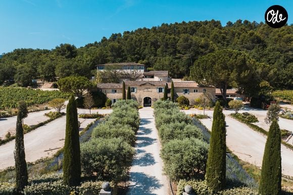 Valérie Panagiotis-Vausselin et Yannick Panagiotis ont investi depuis 2022 dans le domaine de la Citadelle. Crédit : Yann Villaret