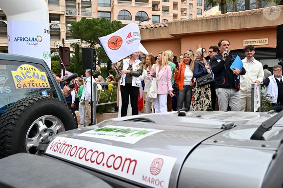 Le prince Albert II de Monaco a donné le départ de la 34eme édition du Rallye des Gazelles, depuis le chapiteau de Fonvieille à Monaco, en compagnie de Dominique Serra, la fondatrice et présidente du Rallye, de la marraine de coeur pour 2025, Luana Belmondo, Nadia Fettah Alaoui, la ministre de l'Economie et des Finances du Royaume du Maroc, du président du Conseil National Monégasque, Thomas Brezzo, et des personnalités du gouvernement, le 12 avril 2025 © Bruno Bebert / Bestimage