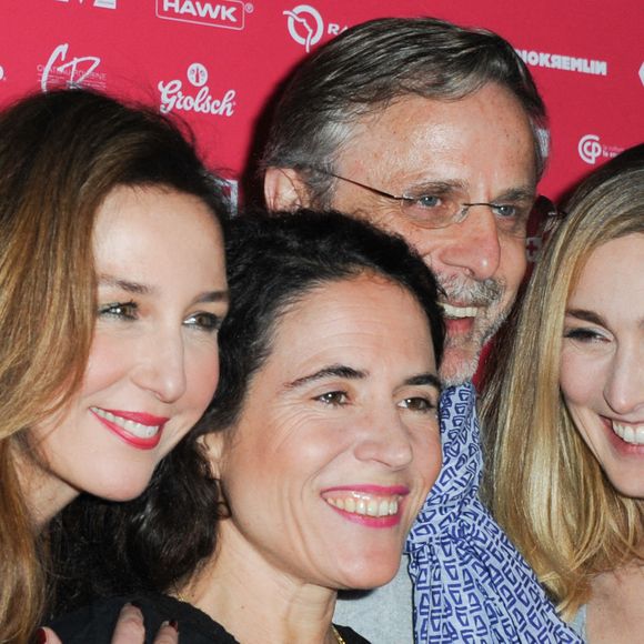 Elsa Zylberstein, Mazarine Pingeot, Christophe Rossignon et Julie Gayet arrivant à la cérémonie d'ouverture du festival Paris Courts Devant qui s'est tenue au cinéma MK2 Bibliotheque, à Paris, France, le 29 novembre 2016. Photo par Mireille Ampilhac/Abaca
