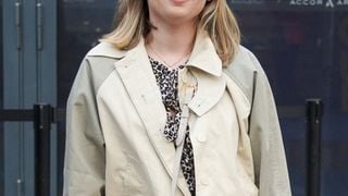 La gagnante de la "Star Academy" Marine réagit après être tombée en plein concert : "Je peinais à me relever"