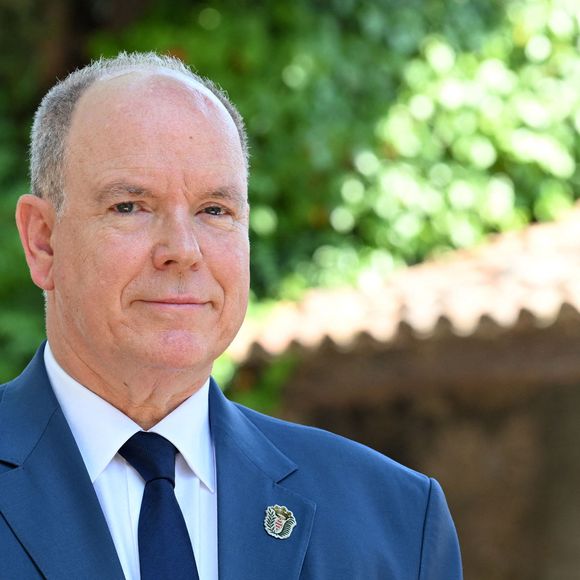 L’idée, évoquée depuis plusieurs années avec le prince Albert II, a finalement pris forme ce printemps sur un espace d’une dizaine de mètres carrés. 

Le prince Albert II de Monaco s'est rendu à Saint Paul de Vence, dans les Alpes-Maritimes, dans le cadre de ses déplacements réguliers dans les collectivités historiquement liées à la Principauté, le 15 juillet 2025. © Bruno Bebert / Bestimage