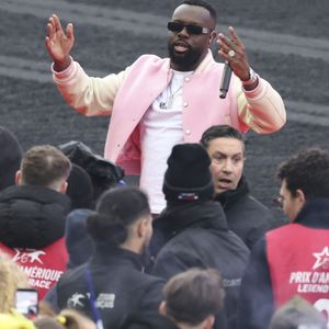 10 000 fans ont assisté à l'unique date du Pas-de-Calais.
Show de de Gims lors du 105ème Prix d'Amérique à l'Hippodrome de Vincennes le 25 janvier 2026.
© Michael Baucher/PsnewZ/Bestimage