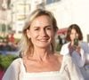 Sandrine Bonnaire a fait une apparition remarquée au Festival de Cabourg aux côtés de son compagnon Erik Truffaz.

Sandrine Bonnaire - Arrivées des personnalités sur le tapis rouge lors du Festival de Cabourg « Journées romantiques »

© Coadic Guirec / Bestimage