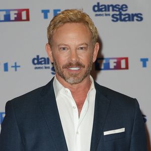 Ian Ziering - Photocall de lancement de la saison 2026 de "Danse avec les stars" (DALS) au siège de TF1 à Boulogne-Billancourt le 18 décembre 2025. © Coadic Guirec/Bestimage