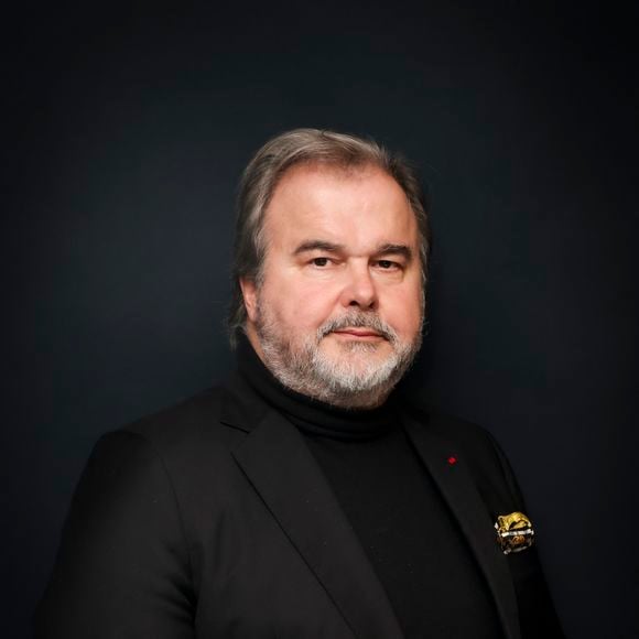 Exclusif - Pierre Hermé dans les backstage de l'émission "15h-16h Annabelle Show" sur Radio J à Paris, présentée par A.Nakache et diffusée en direct le 9 décembre
© Jack Tribeca / Bestimage