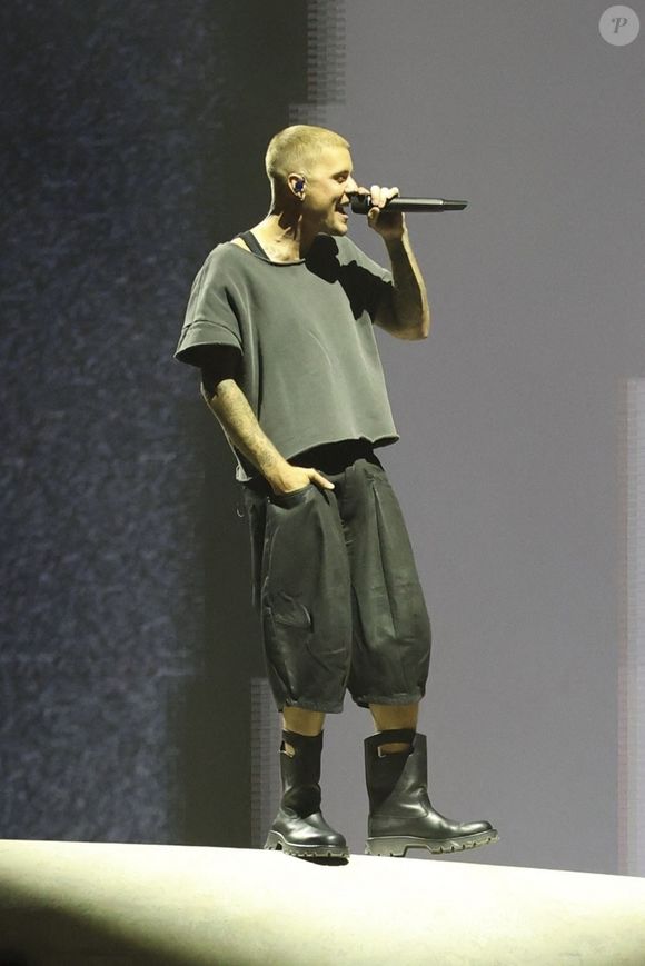 Justin Bieber le deuxième jour du premier week-end du 2026 Coachella Valley Music and Arts Festival à Indio, en Californie. Le 11 avril 2026. © Backgrid USA / Bestimage