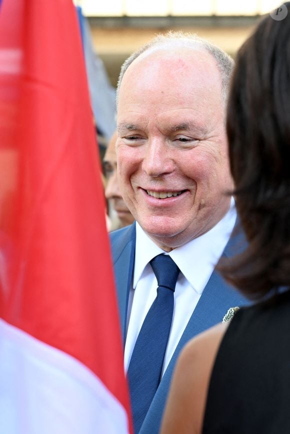 Le prince Albert II de Monaco s'est rendu à Saint Paul de Vence, dans les Alpes-Maritimes, dans le cadre de ses déplacements réguliers dans les collectivités historiquement liées à la Principauté, le 15 juillet 2025. 
© Bruno Bebert / Bestimage