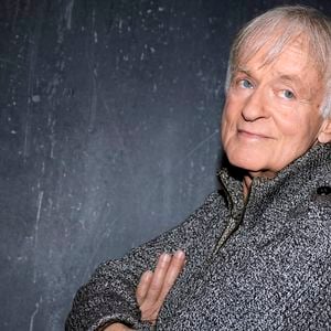 Exclusif - Le chanteur Dave pose à Paris le 29 janvier 2020. © Cédric Perrin/Bestimage