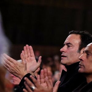 Exclusif - Anthony Delon lors de la soirée hommage Ciné-concert symphonique "Alain Delon, le dernier Samouraï" au palais des congrès à Paris le 8 novembre 2024 le jour de son anniversaire. Pour cette soirée, le chef d'orchestre Vahan Mardirossian a dirigé l'orchestre symphonique de Douai.

© Jacovides / Moreau / Bestimage