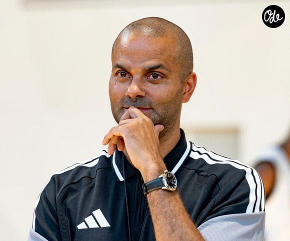 Tony Parker lors d'un entrainement ouvert à la presse à la Tony Parker Academy à Lyon. Photo Sandrine Thesillat / PsNewZ / Bestimage