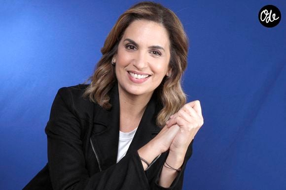 Sonia Mabrouk pose pour notre photographe à Paris, en France, le 10 octobre 2024.  Photo : VIM/ABACAPRESS.COM