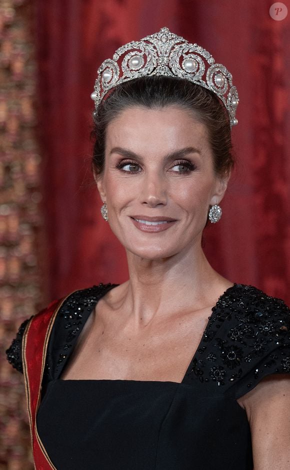 Le roi Felipe VI et la reine Letizia d'Espagne, accueillent Frank-Walter Steinmeier (Président fédéral de l'Allemagne) et sa femme Elke Budenbender pour un dîner de gala en leur honneur au palais royal à Madrid. Photo par LALO YASKY / BESTIMAGE