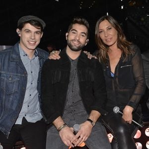 Grand gagnant de "The Voice" 4, Lilian Renaud a accepté l'invitation dans l'émission YouTube de Jordan de Luxe
Exclusif - Lilian Renaud, Kendji Girac, Zazie et Pascal Obispo - Backstage - Emission "Bercy fête ses 30 ans - Le concert anniversaire". © Veeren/Moreau/Bestimage