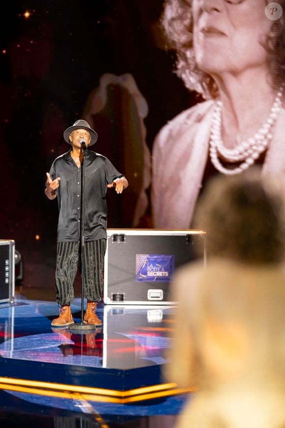 Exclusif - Yannick Noah lors des surprises pour l'enregistrement de l'émission "La Boîte à secrets", présentée par F.Bollaert et diffusée le 26 septembre 2025 sur France 3, dans les studios du Lendit à Saint-Denis, Seine Saint-Denis, France, le 8 septembre 2025. Pierre Perusseau/Bestimage