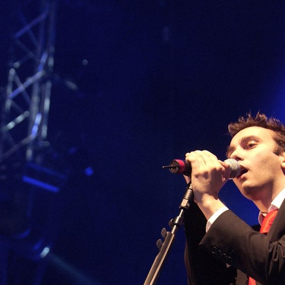 L'artiste jouera de 22h à 6h du matin

Le chanteur français Damien Saez en concert lors des Solidays à l'Hippodrome de Longchamps à Paris, France, le 9 juillet 2005. photo par Bruno Klein/ABACAPRESS.COM