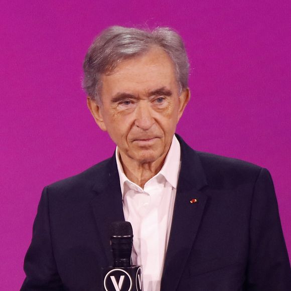 Bernard Arnault estime que le plus grand luxe est le temps.

Bernard Arnault - M.Lévy (Publicis) et B.Arnault (LVMH) échangent lors de l'ouverture du Salon VivaTech, dédié aux start up, à Paris Expo Porte Versailles. 
© Marc Ausset Lacroix / Bestimage