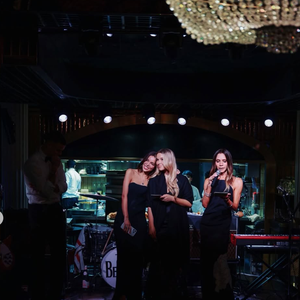 Victoria a écrit : « On fête Cruz en avance !! On t’aime tellement !!! ».

Capture Instagram @cruzbeckham