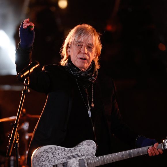 Exclusif - Jean-Louis Aubert - Tournage de l'émission "La grande soirée du 31 décembre de Paris" sur la place de la Concorde à Paris, diffusée le 31 décembre sur France 2
©Christophe Clovis / Bestimage