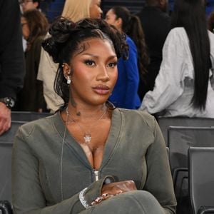 C'est à l'occasion d'un entretien avec "Vogue" que la star s'est livrée sur ce sujet. 

Aya Nakamura - Match de gala NBA Jam team Teddy Riner contre team Esteban Ocon lors du NBA Paris Games 2025 à L'Accor Arena Bercy le 24 janvier 2025 © Ramsamy Veeren / Bestimage