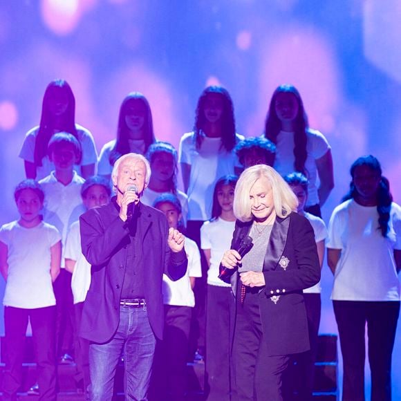 Dave pour Michèle Torr pour les surprises lors de l'enregistrement de l'émission "La Boîte à secrets", présentée par F.Bollaert et diffusée le 3 octobre 2025 sur France 3, dans les studios du Lendit à Saint-Denis, Seine Saint-Denis, France, le 9 septembre 2025. Photo par Pierre Perusseau/Bestimage