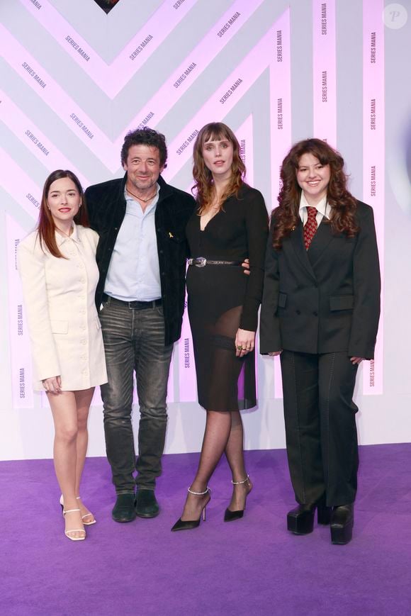 Aviv Pinkas, Patrick Bruel, Natacha Lindinger, Talya Bertfeld de la série MENACE IMMINENTE
Le Festival Series Mania, le festival international des séries à Lille, jeudi 27 mars 2025. © Christophe Aubert / Bestimage