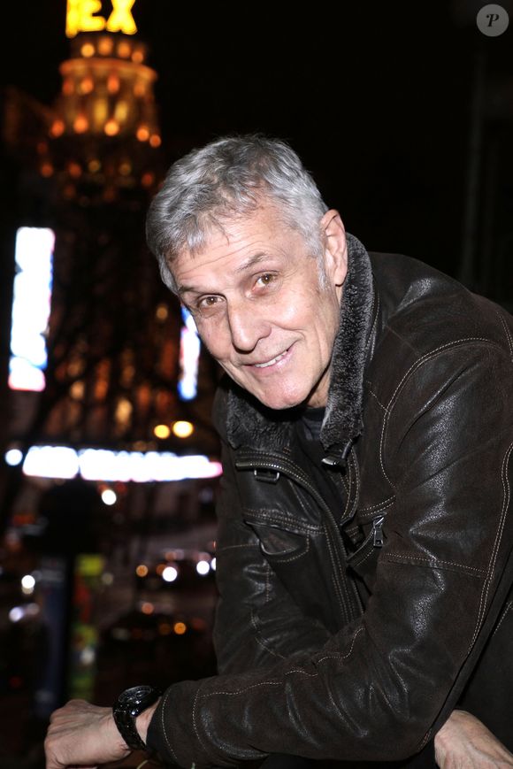 Passionné par son métier, il avait récemment joué dans “Emily in Paris” et espérait continuer à tourner jusqu’à la fin de sa vie.

Pierre Deny - Rendez-vous avec les acteurs du Salon Artistique du spectacle vivant à Paris le 5 février 2024.

© Cédric Perrin / Bestimage