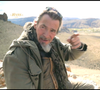 "On ne se réveille pas avec les mêmes motivations qu’à Paris. On est au milieu de rien du tout, mais c'est ça qui est bien."

Capture d'écran Vimeo, images tirées de TF1 - 50 Minutes Inside - Florent Pagny en Patagonie en toute intimité.