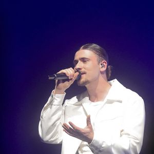 Pierre Garnier lors du concert de la Star Academy à Lyon, France, le 15 mars 2024. © Sandrine Thesillat/Panoramic/Bestimage