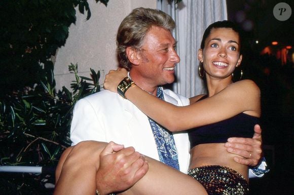 Johnny Hallyday et Adeline Blondieau (Fête blanche Barclay Juin 1990)
©JLPPA / Bestimage