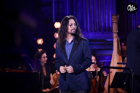 C'est donc mardi dernier que le fils de Serge Gainsbourg et de Bambou est devenu père pour la première fois, à 40 ans. 

Exclusif - Lulu Gainsbourg lors de l’enregistrement de l’émission "Le Grand Echiquier - Spéciale Serge Gainsbourg" présentée par C.Chazal et A.Manoukian et diffusée le 7 avril 2026 sur France 2, à Paris, France, le 17 septembre 2025. © Jack Tribeca/Bestimage