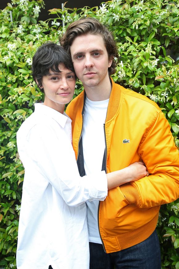 Lucie Boujenah et son compagnon Thomas Solivéres au village lors des Internationaux de France de Tennis de Roland Garros 2022 à Paris, France, le 27 mai 2022. © Bertrand Rindoff/Bestimage
