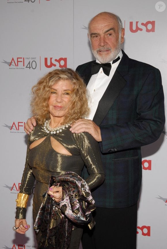 Sean et Micheline Connery au Kodak Theatre à Hollywood, Los Angeles, le 7 juin 2007. Photo par Lionel Hahn/ABACAPRESS.COM