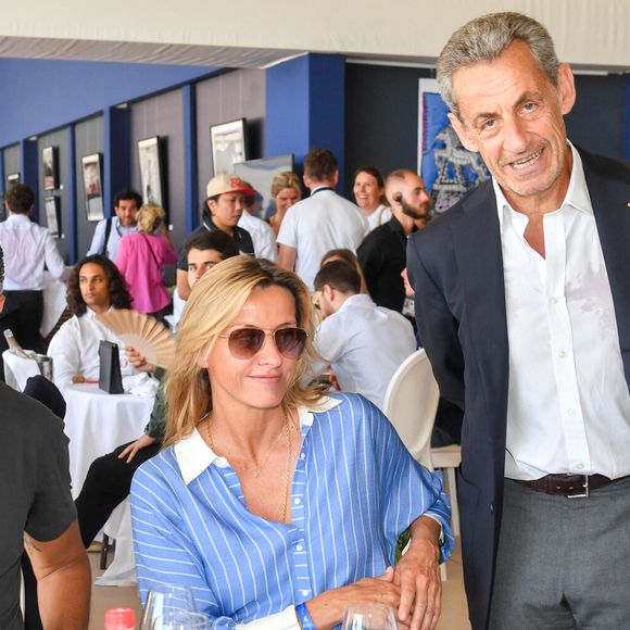 Exclusif - Roschdy Zem, Sarah Poniatowski, Nicolas Sarkozy et Serge Varsano, PDG de Sucres et Denrées dans l'Espace VIP lors de la 9ème édition du "Longines Paris Eiffel Jumping" au Champ de Mars à Paris, France, le 25 juin 2023. © Perusseau-Veeren/Bestimage
