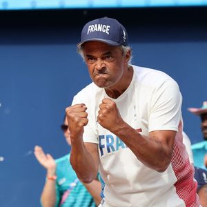 Yannick Noah, coach de l'équipe de France paralympique de tennis fauteuil lors de la rencontre de tennis fauteuil en quart de finale des jeux paralympiques Paris 2024, le 4 septembre 2024.

© Dominique Jacovides / Bestimage