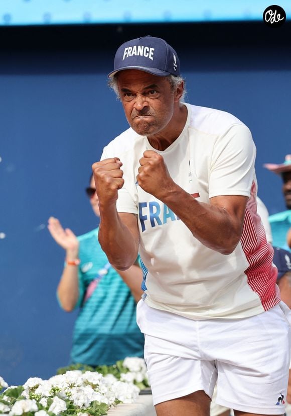 Yannick Noah, coach de l'équipe de France paralympique de tennis fauteuil lors de la rencontre de tennis fauteuil en quart de finale des jeux paralympiques Paris 2024, le 4 septembre 2024.

© Dominique Jacovides / Bestimage