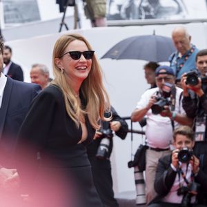 Virginie Efira et Niels Schneider - Montée des marches du film " L'inconnue" lors du 79ème Festival International du Film de Cannes, le 18 mai 2026. © Olivier Borde / Bestimage