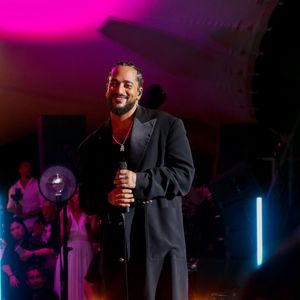 Exclusif - Slimane - Showcase de Slimane lors de la soirée de gala "le Grand Dîner" au Palais Bulles à Théoule-sur-mer lors du 77ème Festival International du Film de Canne, le 18 mai 2024. © Christophe Clovis / Bestimage